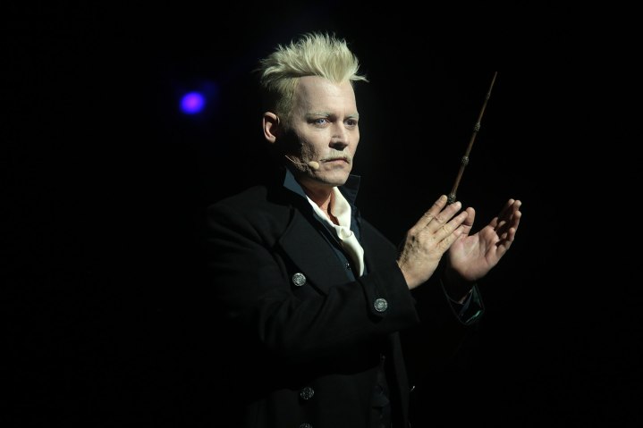 Johnny Depp in character as Grindelwald at Comic-Con. 