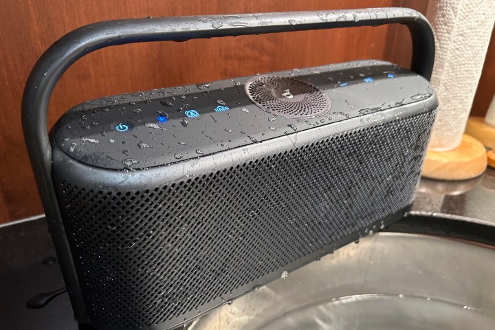 Anker Soundcore Motion X600 dripping water.