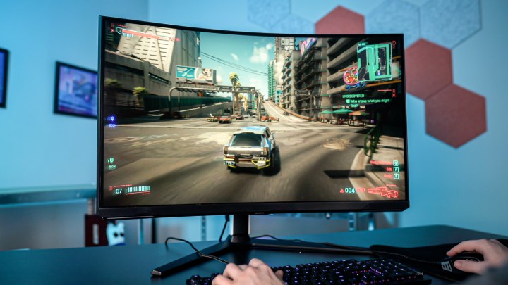 Cyberpunk 2077 running on the Samsung Odyssey Neo G8 monitor.