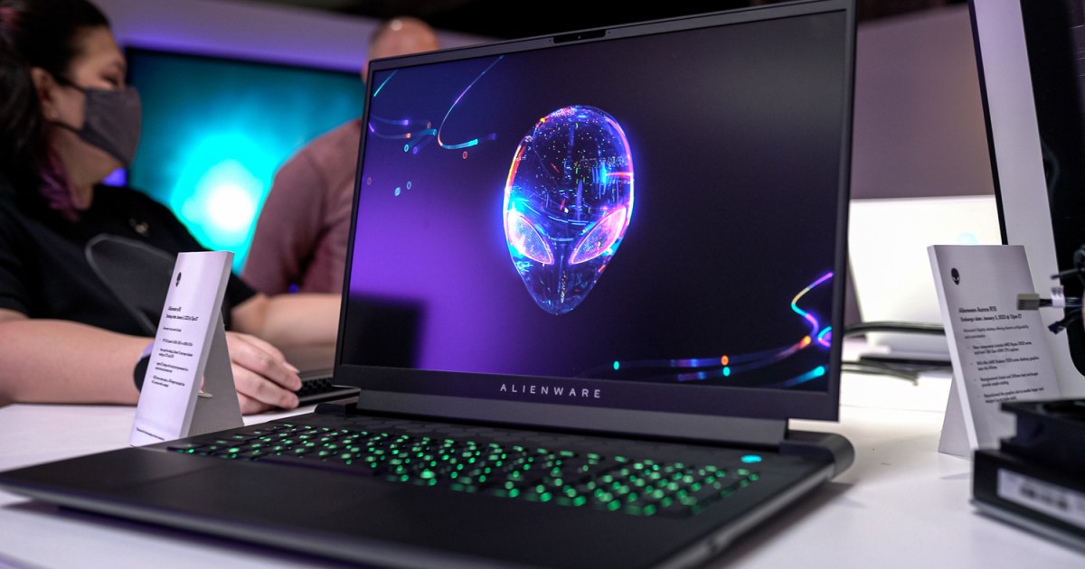 Alienware m18 scoffs at portable gaming laptops at CES 2023