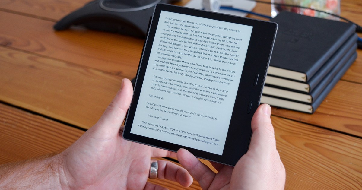 Amazon Kindle Oasis vs. Kindle Paperwhite: don’t buy the wrong one